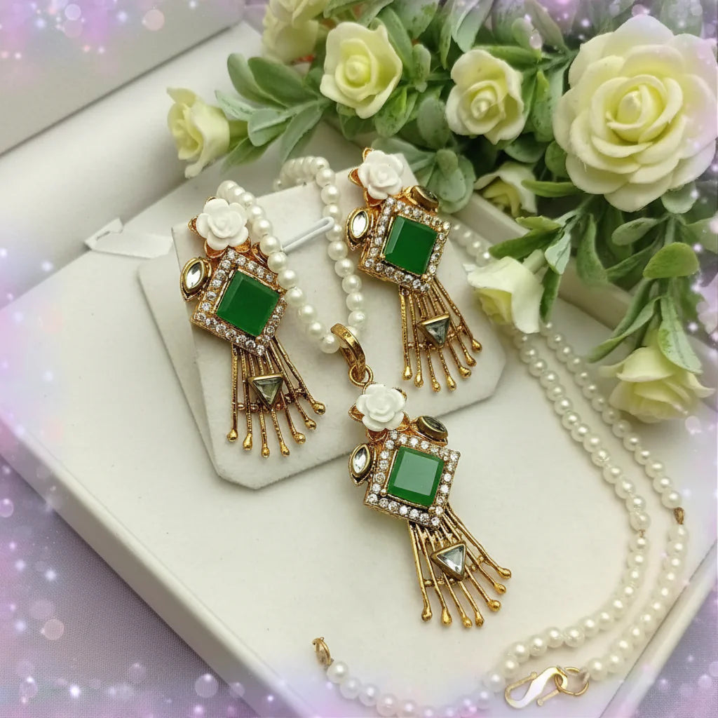 Turkish Locket Earrings Studs – Best Quality Collection